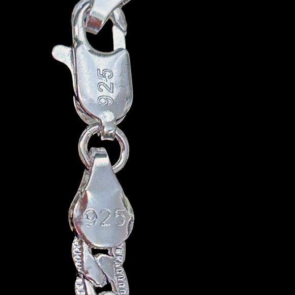 Silver Plate Chain Flat Side Bracelet 8" 925 Stamped Pretty Delicate NWOT - Picture 7 of 13